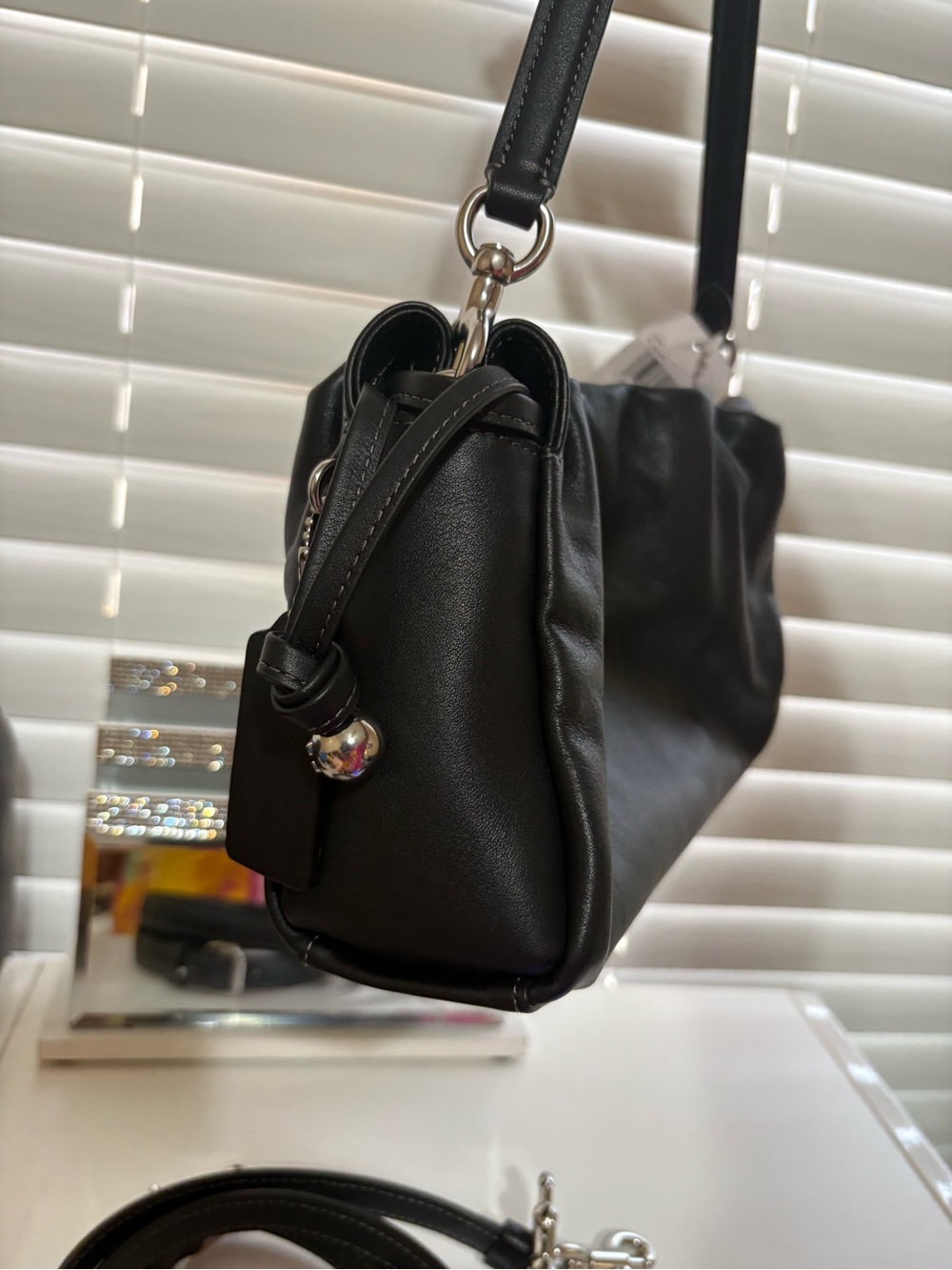 NEW!🖤⛓️💥Coach Faye Shoulder Bag. - Picture 5 of 11